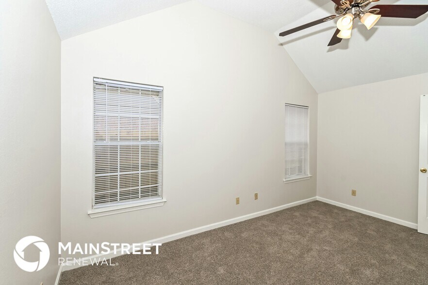 Building Photo - 1053 Scofield Dr