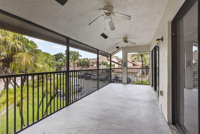 Building Photo - 12708 Shoreline Dr