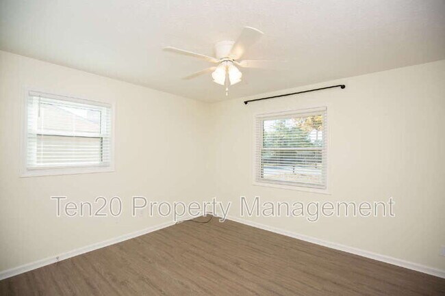 Building Photo - 8334 Canaan Dr