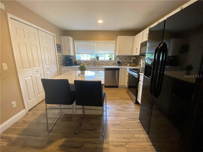 Building Photo - 2923 Puerta Del Sol Blvd