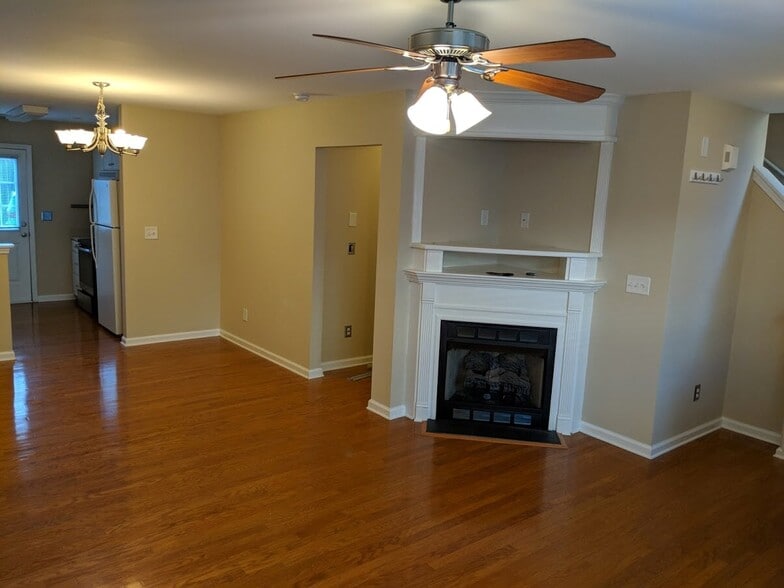 Living Room - 3381 Weston St