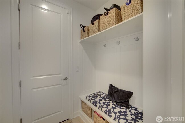 Building Photo - 5Bd/4.5Ba Sammamish House