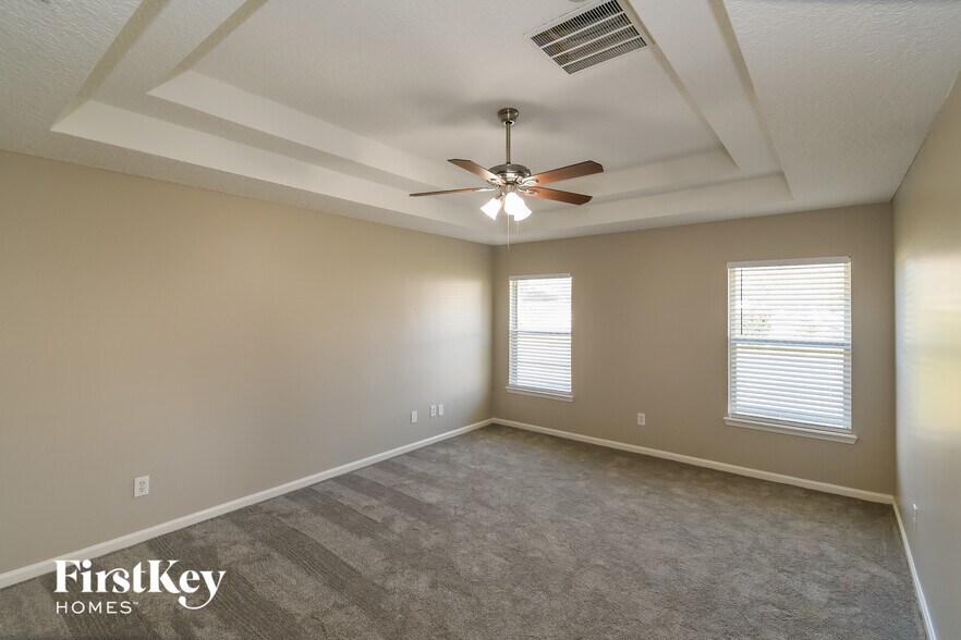 Building Photo - 182 Greenfield Dr