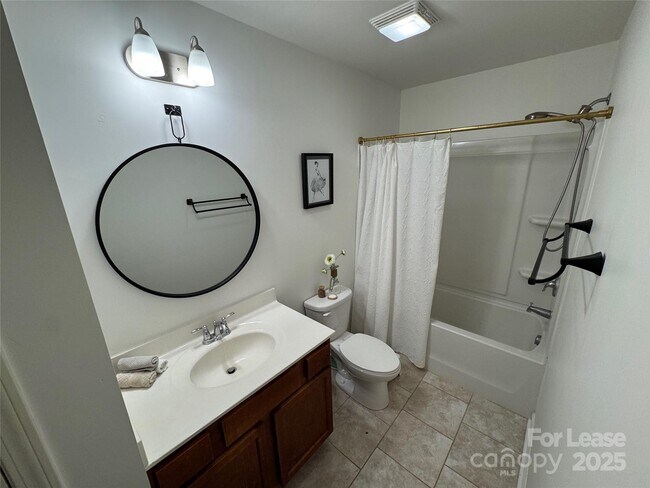 Building Photo - 8419 Aspen Ct