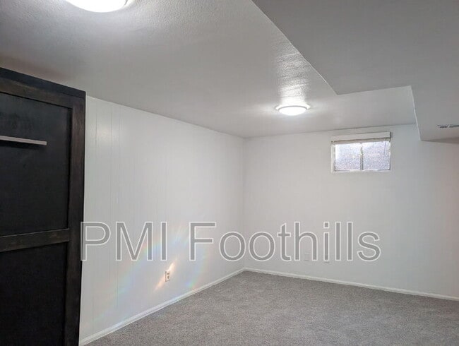 Building Photo - 171 Holman Way