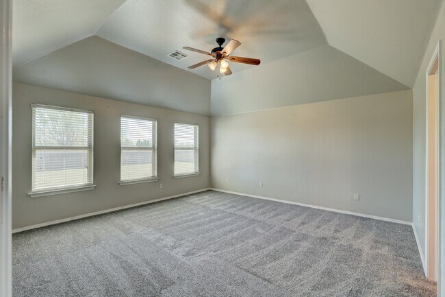 Building Photo - 2816 Coventry Manor Dr