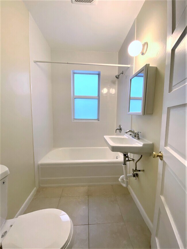 Bathroom - 1200 SE 1st St
