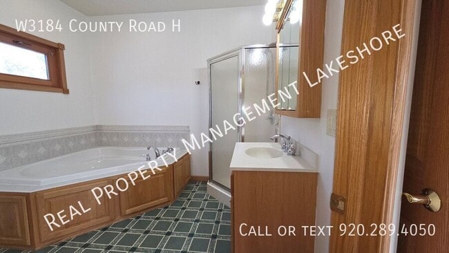 Building Photo - W3184 County Rd H