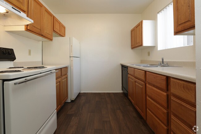 Westlake Village Apartments Tucson, AZ Apartment Finder