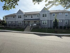 Primary Photo - Allure at King Court