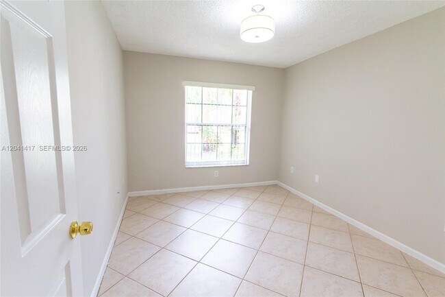 Building Photo - 11811 SW 8th St