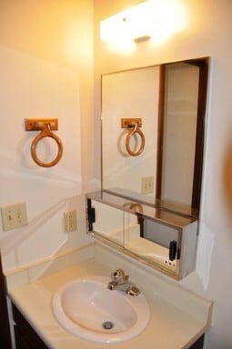 Building Photo - 6785 Lotus St