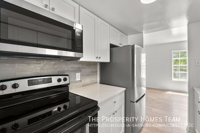 Building Photo - 8774 Tamar Dr