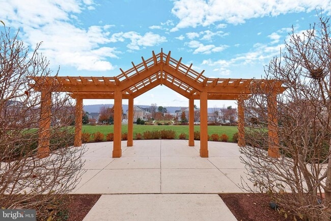 Building Photo - 1006 Shenandoah View Pkwy