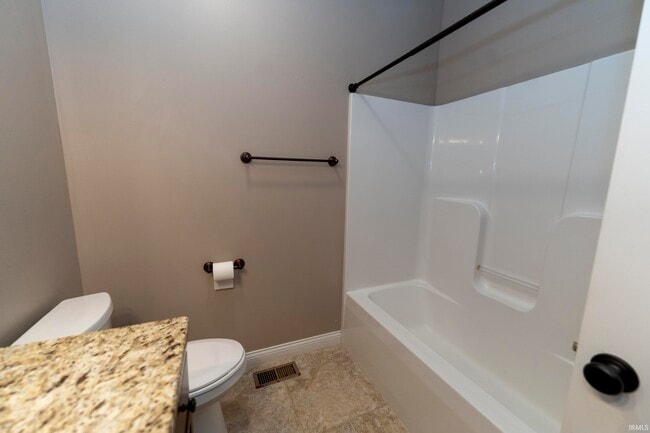 Building Photo - 8838 Hedgewood Ct