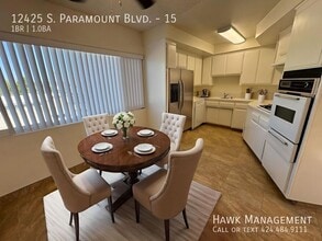 Building Photo - 12425 Paramount Blvd