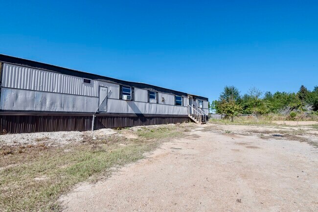 Building Photo - 125 Rd 5814