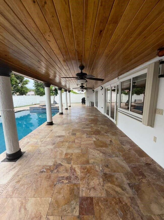 Primary Photo - 8700 SW 19th Terrace