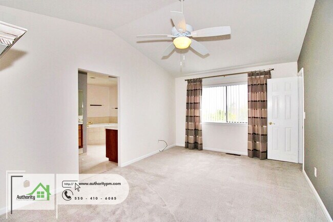 Building Photo - 3112 Riesling Path