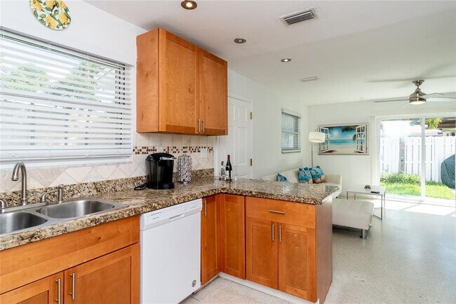 Building Photo - 1469 NW 10th St