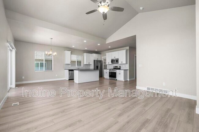 Building Photo - 1248 W Brinkerhoff Dr