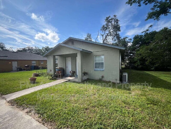 Building Photo - 1223 Ave L