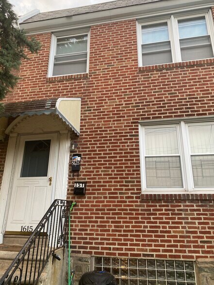 Building Photo - 1615 E Gowen Ave