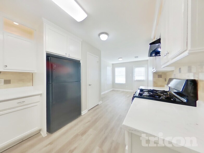 Building Photo - 614 Harpswell Ln