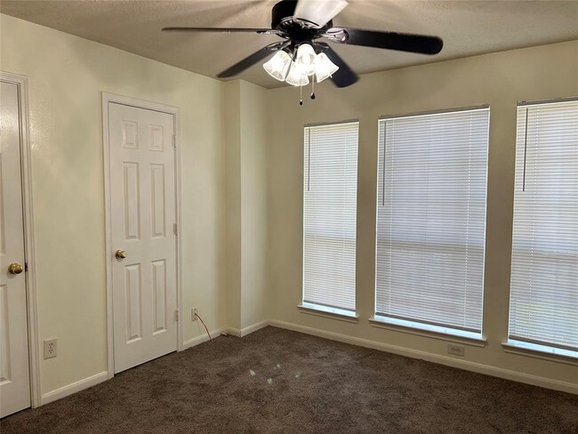 Building Photo - 20502 Westfield Estates Dr