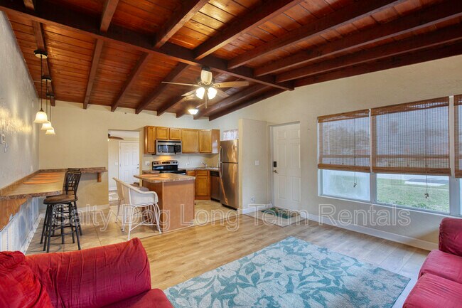 Building Photo - 114 Lynnhurst Dr