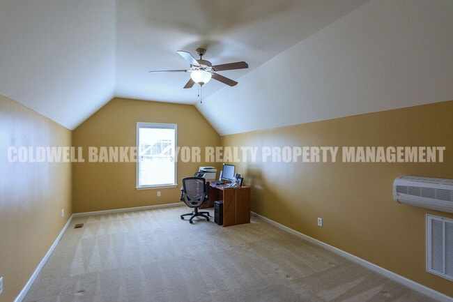 Building Photo - 6811 Neville Dr
