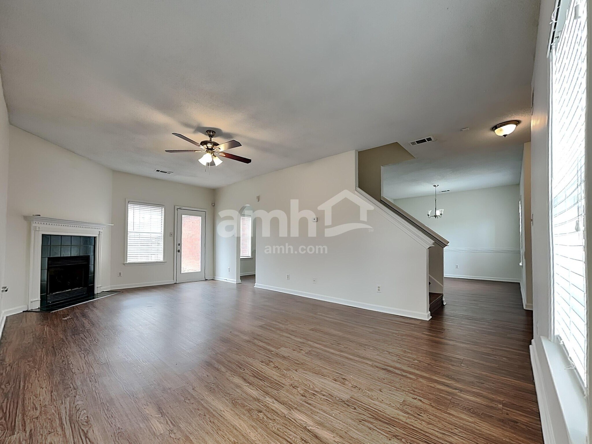 Building Photo - 821 Rain Dance Way