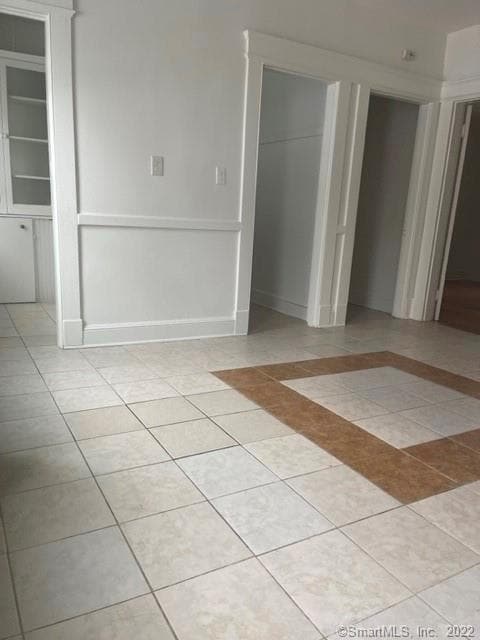 Building Photo - 172 Highland Ave