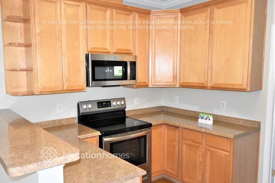 Building Photo - 912 Siena Dr
