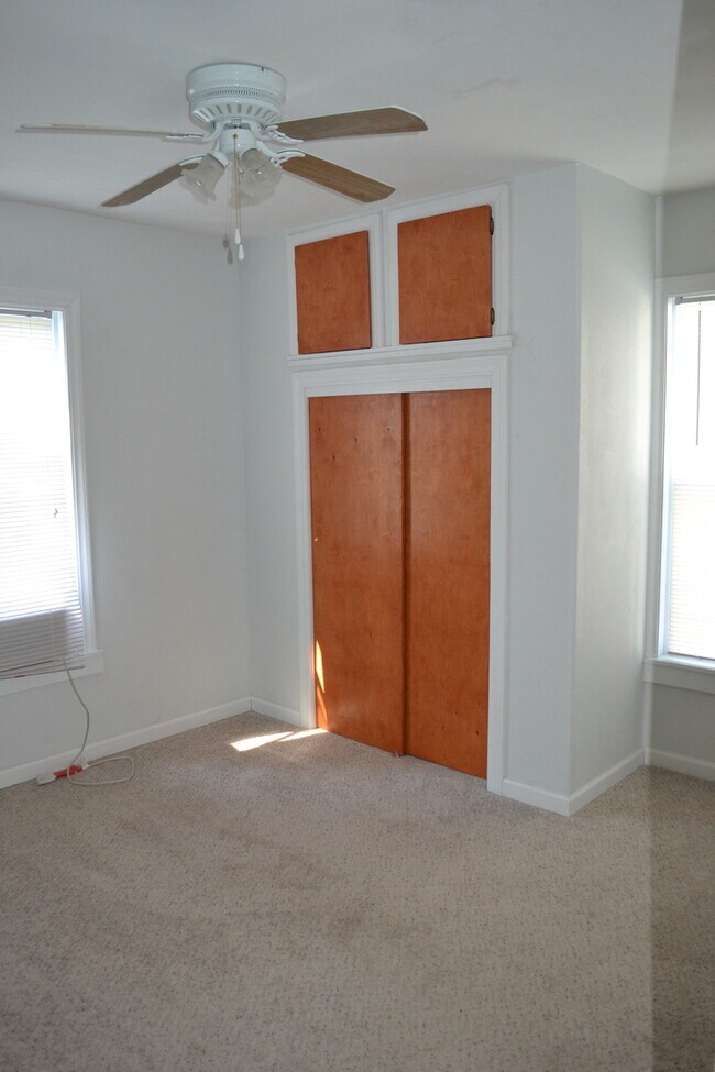 Building Photo - Nice and previously remodeled 2 bedroom w/ detached 3rd bedroom, carport & storage garage in Clay...