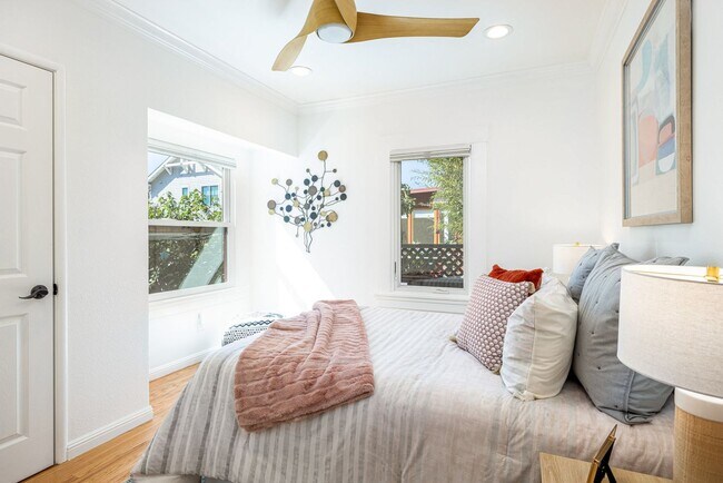 Building Photo - Wonderful Rockridge Home for Lease