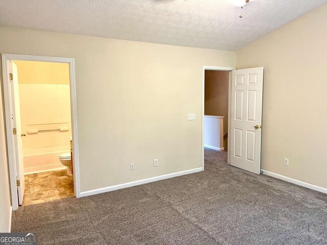 Building Photo - 5745 Strathmoor Manor Cir