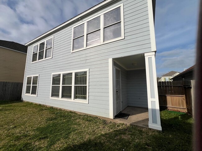 Building Photo - 6319 Sunlit Orchard Dr