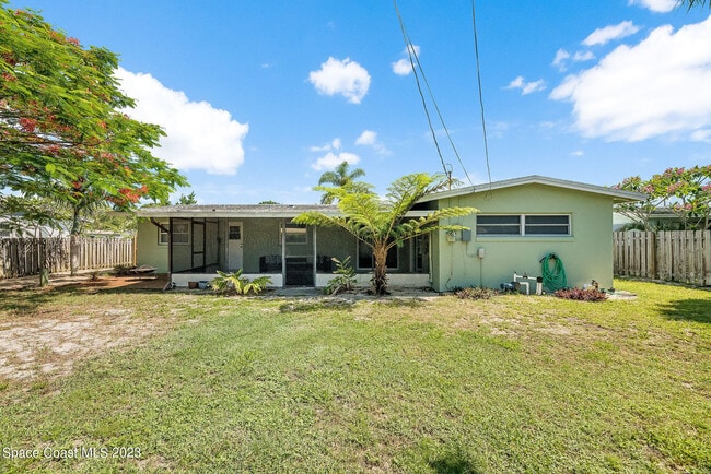 Building Photo - 250 Carib Dr