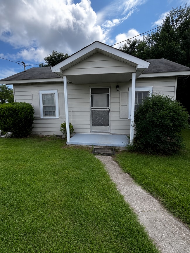 Building Photo - 408 Hiley St