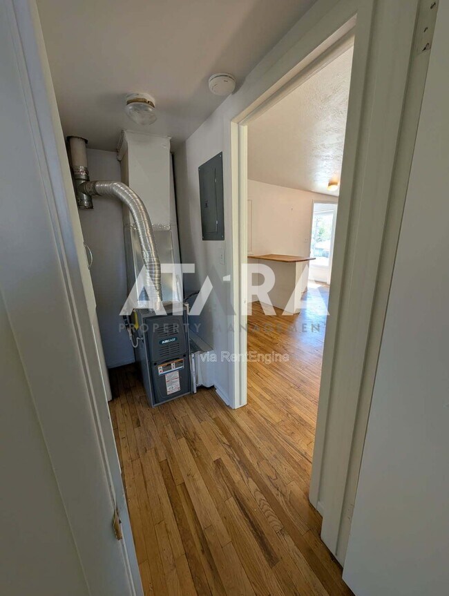 Building Photo - 510 N Main St