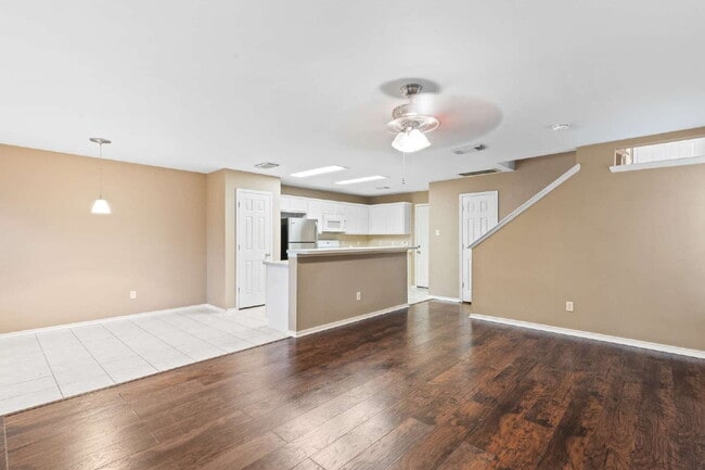 Building Photo - 51 Marble Rock Pl