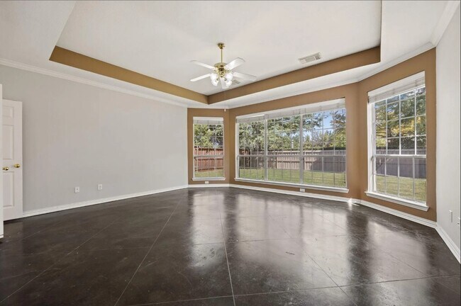 Building Photo - 1605 Berwick Dr