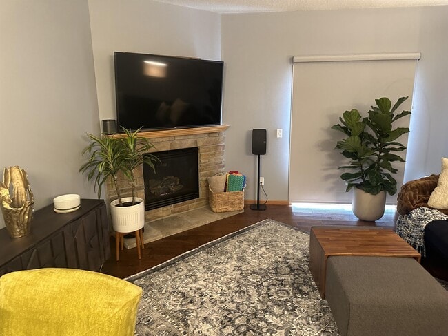 Building Photo - 6809 Pine Crest Trail S