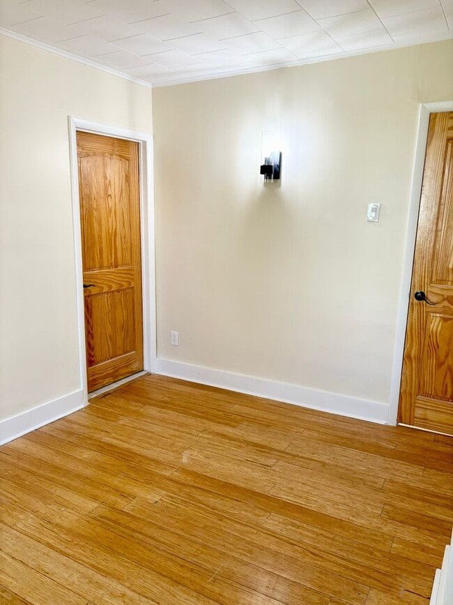 Building Photo - Single family house for rent in Jersey City