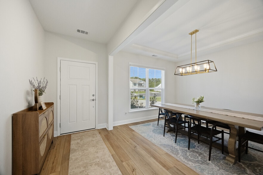 Building Photo - 268 Heron Creek Dr