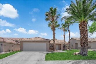 Building Photo - 7729 White Grass Ave