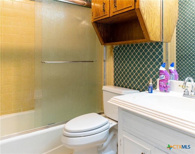 Building Photo - 817 N 23rd St