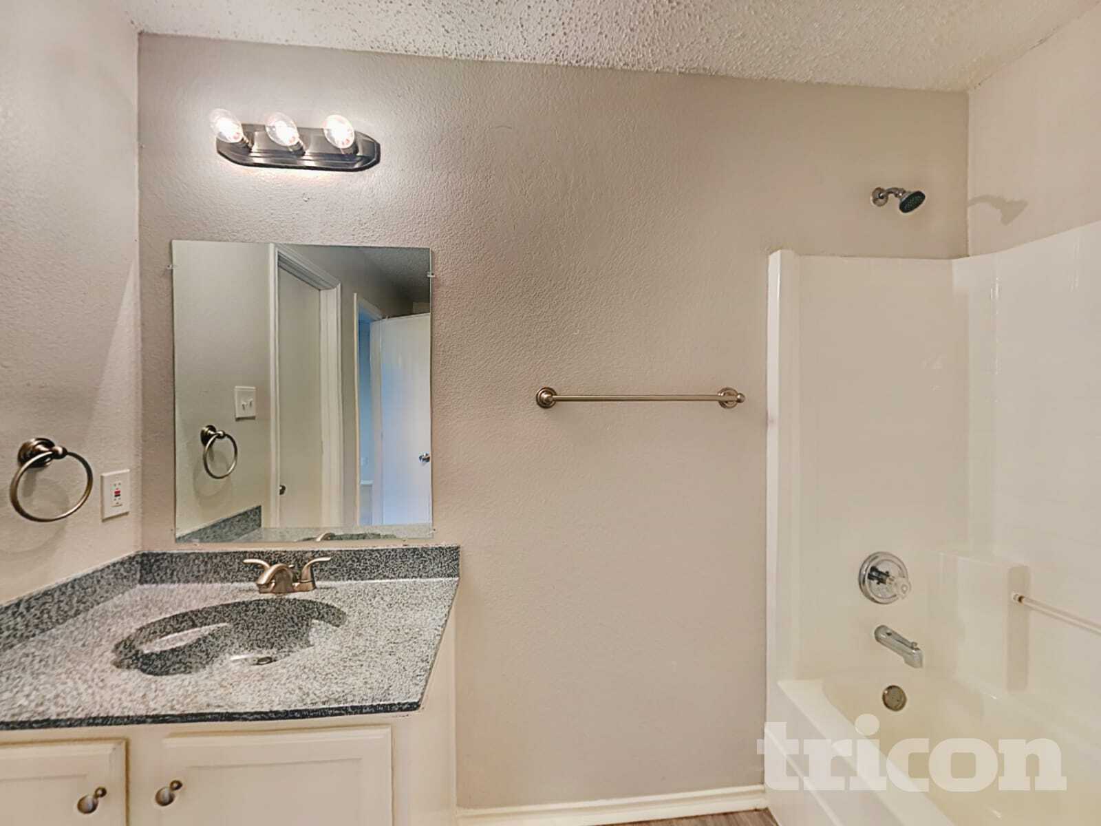 Building Photo - 647 Blue Chalk Dr