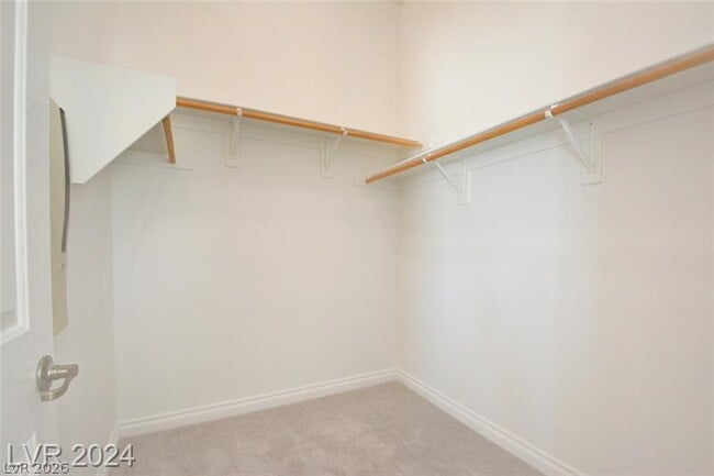 Building Photo - 4736 Killington St